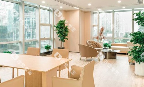 深圳新浩口腔等候区 深圳新浩口腔等候区