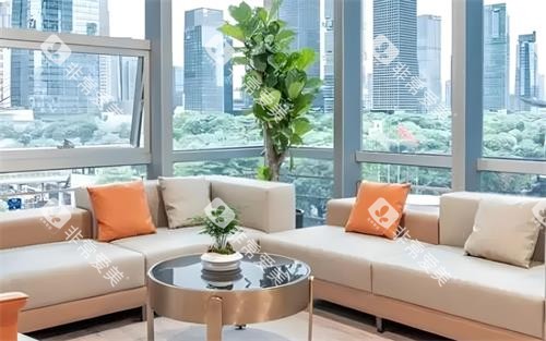 深圳新浩口腔沙发区 深圳新浩口腔沙发区