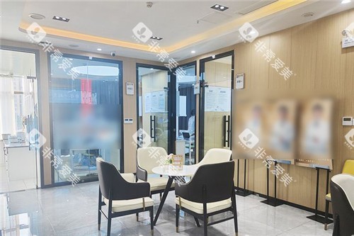 合肥卓雅口腔大厅环境