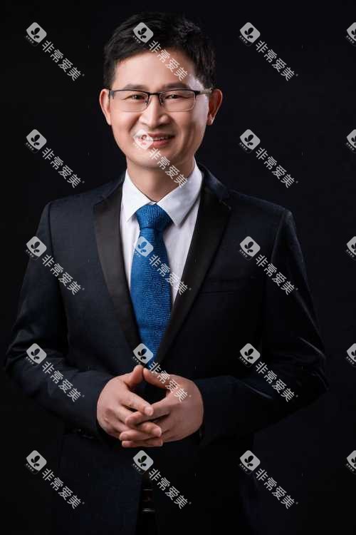马鞍山市袁创口腔袁大清院长