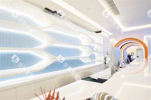 成都布莱梅联合口腔医院服务台