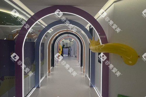 成都布莱梅联合口腔医院环境图