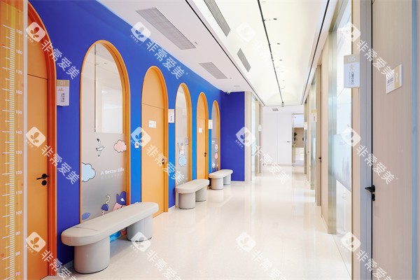 南宁柏乐口腔南湖总院走廊环境图片