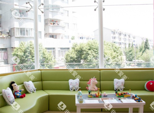 温岭牙博士口腔沙发