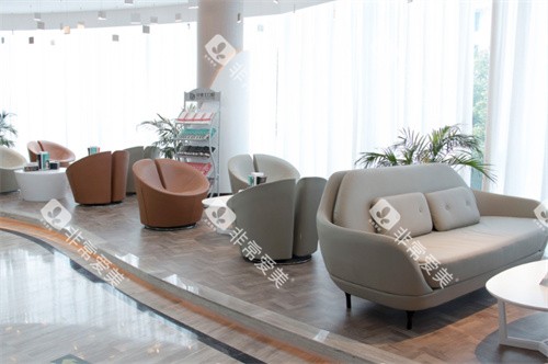 温岭牙博士口腔大厅