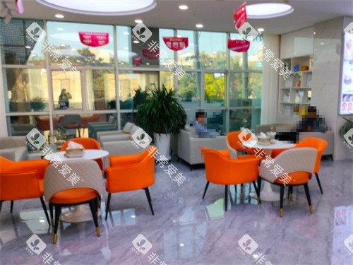 呼和浩特天牙口腔休息区环境图 呼和浩特天牙口腔休息区环境图