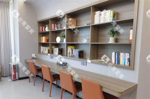 青岛优诺口腔等候区 青岛优诺口腔等候区