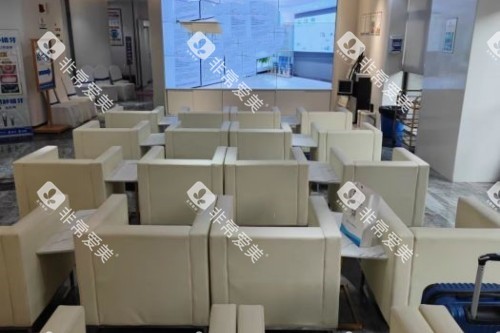 长沙中诺口腔候诊区域 长沙中诺口腔候诊区域