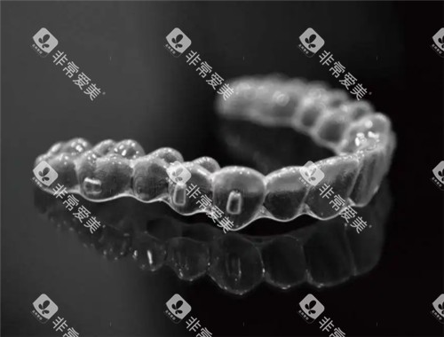 透明隐形牙套真实照片