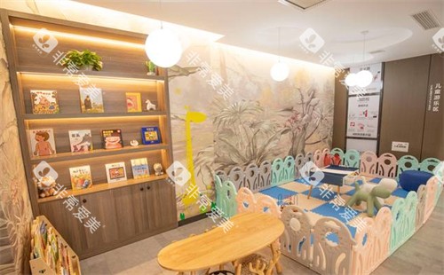 青岛优诺口腔儿童游戏区环境图 青岛优诺口腔儿童游戏区环境图