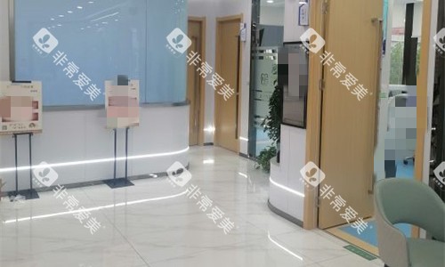 徐州诺恩口腔诊室门口
