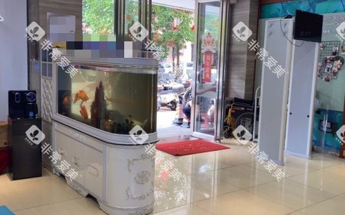 湛江致美口腔入口示意图