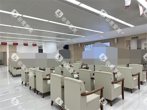 昆明团圆口腔大厅座椅等候区