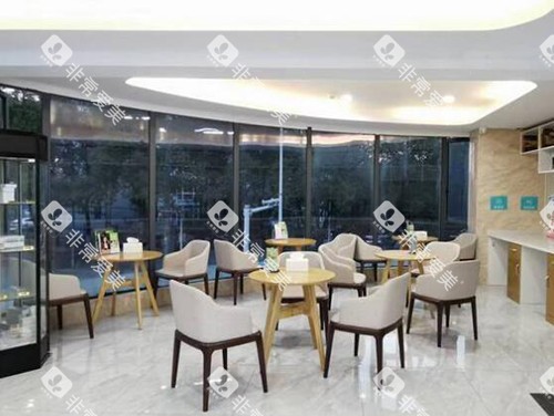 南昌博德口腔等候区