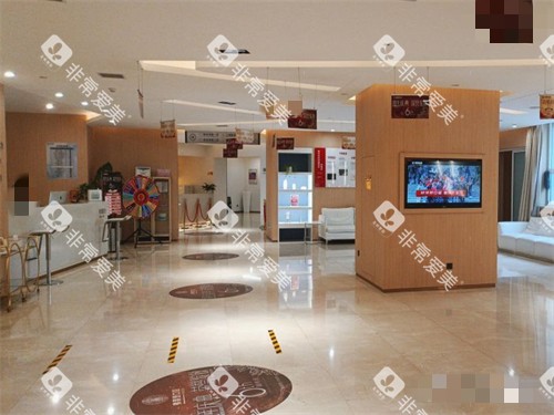 西安弗莱堡口腔前厅环境图