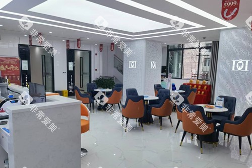 重庆牙博士口腔大足店大厅图 重庆牙博士口腔大足店大厅图