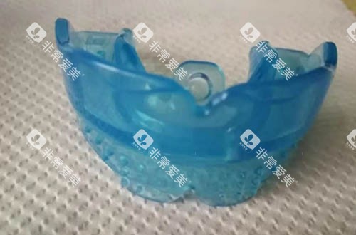 早期矫正干预器