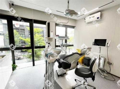 东莞百德口腔诊疗室