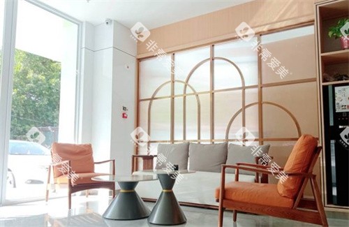 天水麦芽口腔等待区