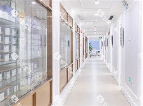 深圳登特口腔走廊