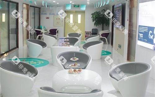 珠海九龙口腔等候区