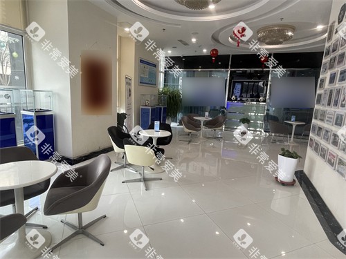 太原鼎植口腔医院大厅 太原鼎植口腔医院大厅