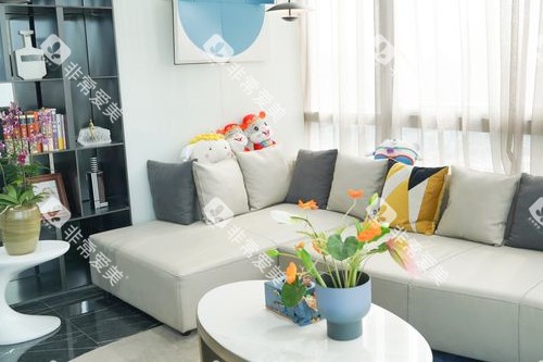 深圳慈恩口腔候诊区