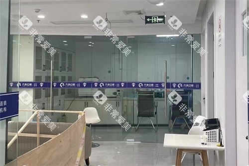 昆山六贝口腔消毒间