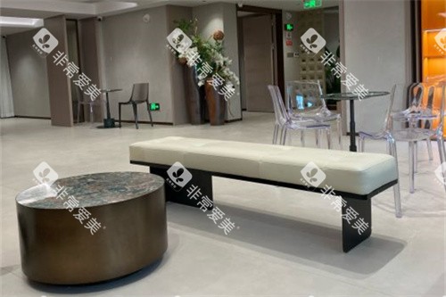 广州曙光口腔医院休息沙发