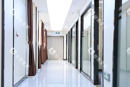 深圳格伦菲尔口腔沙井欢乐城店环境图 深圳格伦菲尔口腔沙井欢乐城店环境图