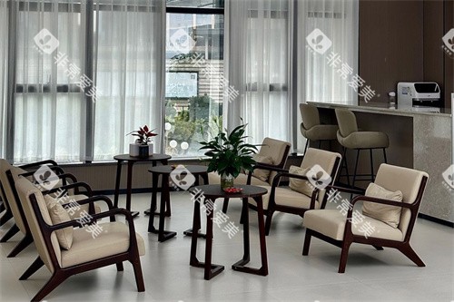 江门侨邑口腔医院高尔夫院区休息区 江门侨邑口腔医院高尔夫院区休息区