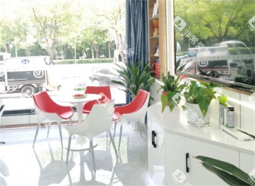 昆山苏迈尔口腔内景