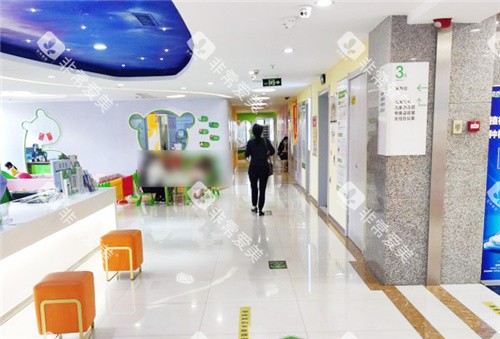 郑州植得口腔颜面管理中心走廊