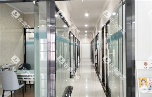 南宁岭南口腔走廊环境