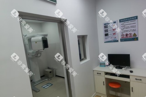 济宁董甜甜口腔治疗室一角