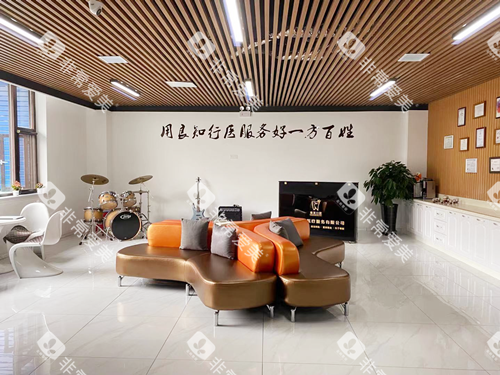 丹东唯美口腔大厅