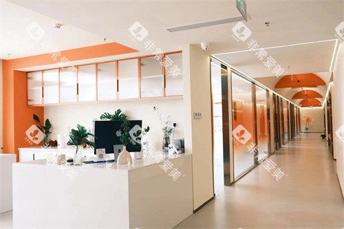 昆山云舒口腔服务台