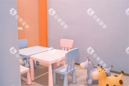 昆山云舒口腔儿童游乐区