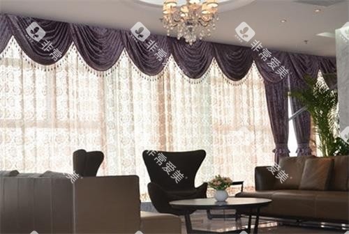 乌鲁木齐美奥口腔休息区