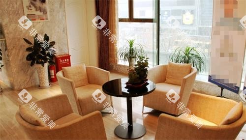 乌鲁木齐美奥口腔接待区.