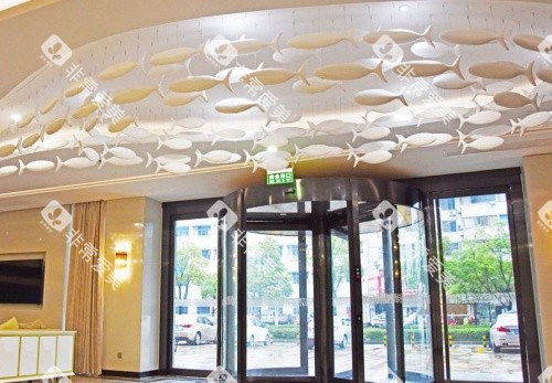 扬州贝恩口腔入口处示意图