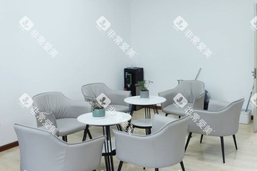 哈尔滨中航口腔等候区 哈尔滨中航口腔等候区