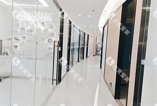 东莞好佰年口腔过道