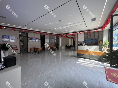 临沧昆大口腔大厅实拍图 临沧昆大口腔大厅实拍图