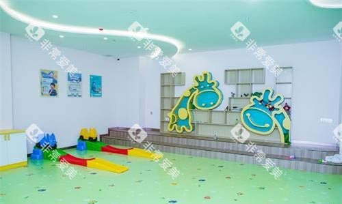 揭阳牙博士口腔儿童游乐区