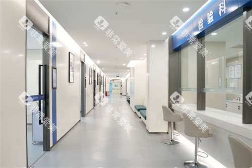 重庆团圆口腔红土地院走廊