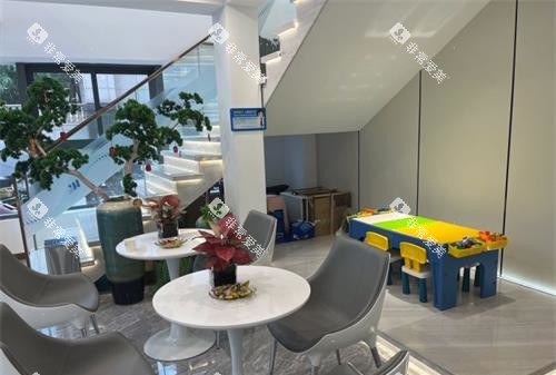 福建福州维乐口腔连锁大厅环境