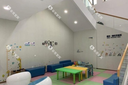 福州维乐口腔儿童玩耍区
