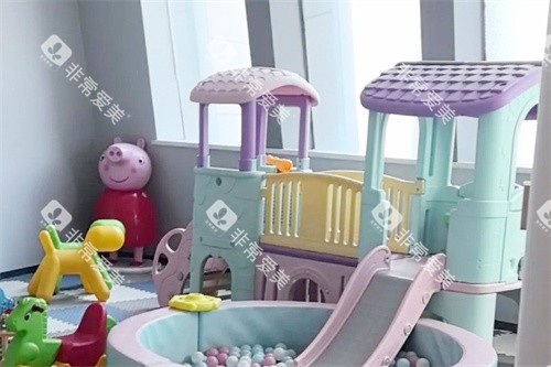 哈尔滨优诺口腔群里机构儿童游乐区