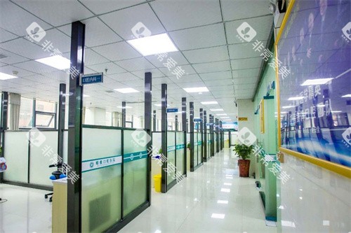 冷水江市唯雅口腔医院走廊环境 冷水江市唯雅口腔医院走廊环境